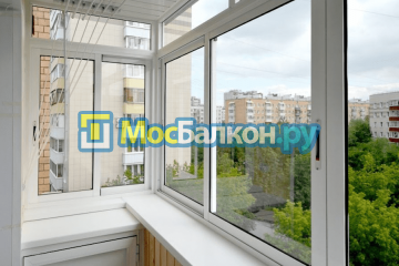 Остекление и отделка балконов в Братеево