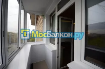 Заказать балкон в Дзержинском цена от 1320 руб | Остекление балконов и лоджий МосБалкон