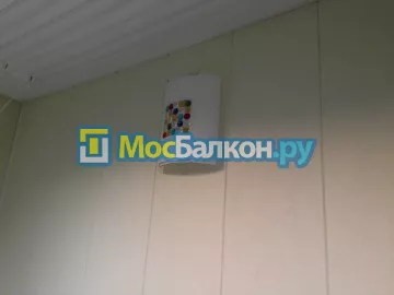 Отделка балкона и лоджии пластиковыми ПВХ панелями в Дзержинском от компании МосБалкон
