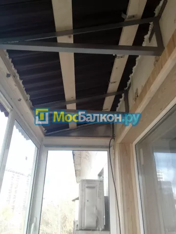 Крыша на балконе в Дзержинском монтаж и ремонт по выгодной цене от МосБалкон