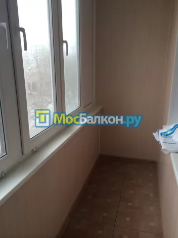 Отделка балкона и лоджии пластиковыми ПВХ панелями в Дзержинском от компании МосБалкон