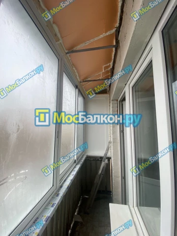Крыша на балконе в Дзержинском монтаж и ремонт по выгодной цене от МосБалкон