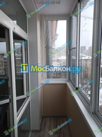 Балкон под ключ в Дзержинском | Выгодные цены на ремонт и отделку балконов и лоджий под ключ от 2700 руб. в МосБалкон