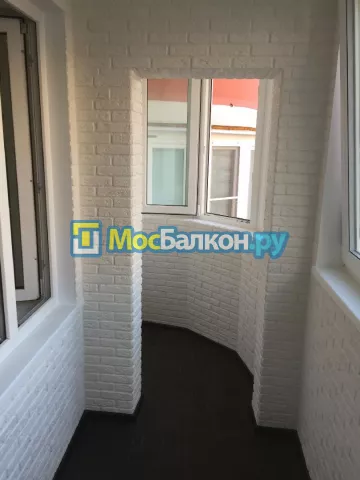 Заказать балкон в Дзержинском цена от 1320 руб | Остекление балконов и лоджий МосБалкон