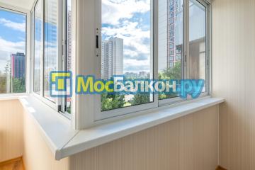 Остекление и отделка балкона в Мытищах