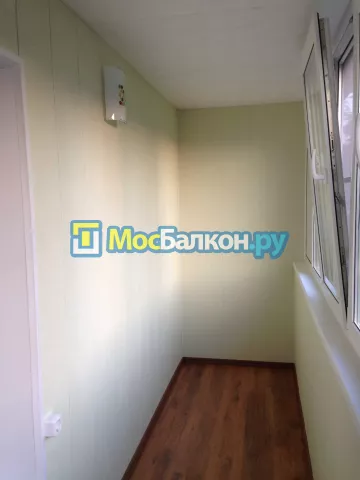 Отделка балкона и лоджии пластиковыми ПВХ панелями в Дзержинском от компании МосБалкон