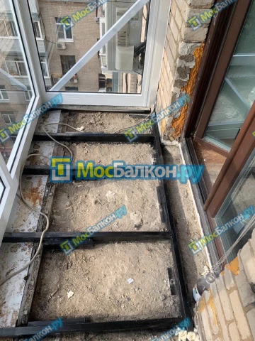 Остекление балконов с выносом заказать в Москве лучшая цена в МосБалкон
