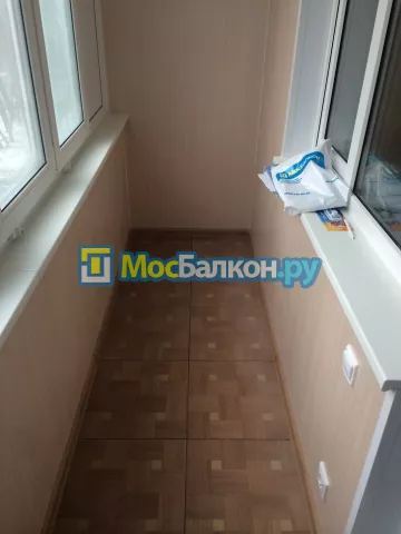 Отделка балкона и лоджии пластиковыми ПВХ панелями в Дзержинском от компании МосБалкон