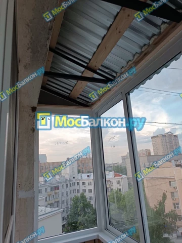 Крыша на балконе в Дзержинском монтаж и ремонт по выгодной цене от МосБалкон